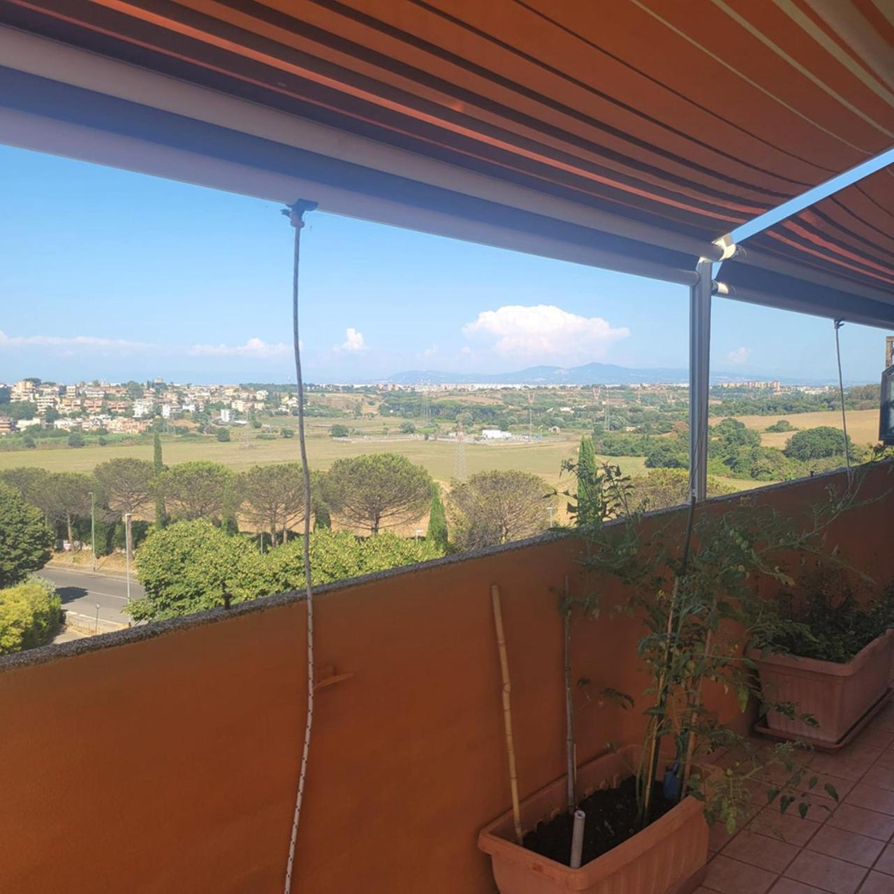 Alloggio Per Uso Turistico Ecm Giardino Di Roma Vitinia Bagian luar foto